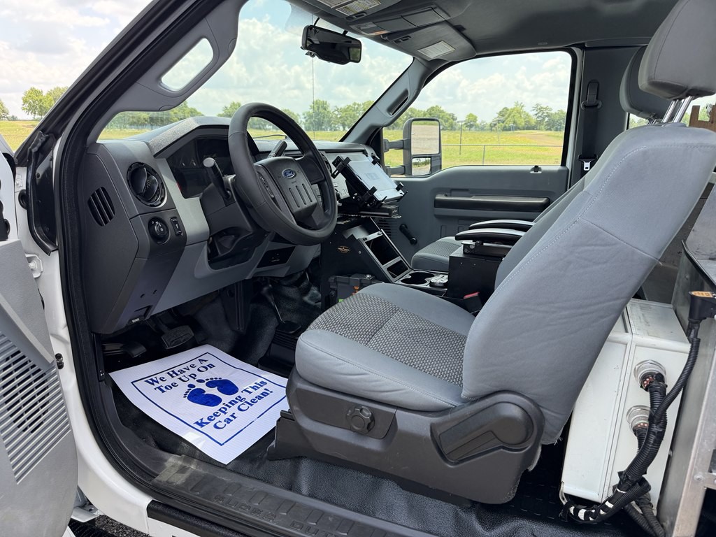 2014 Ford F-250 Image 9