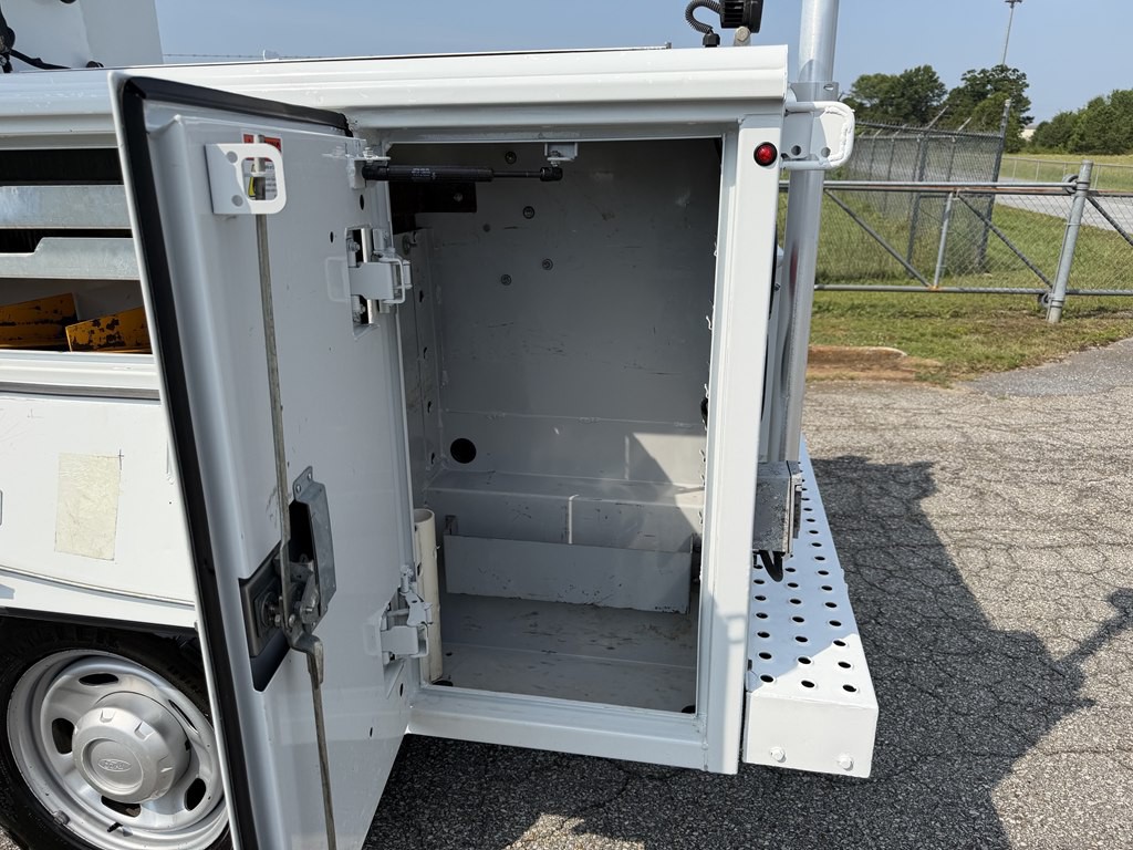 2017 Ford F-350 Image 15