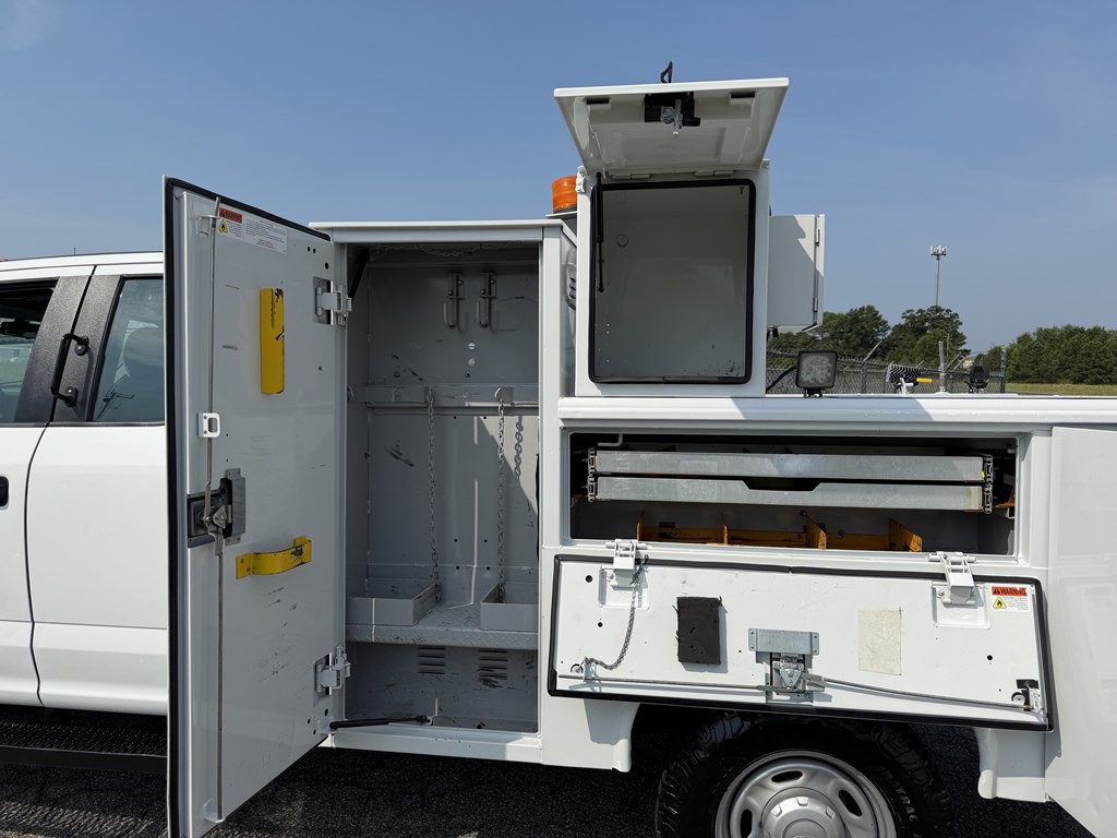 2017 Ford F-350 Image 17