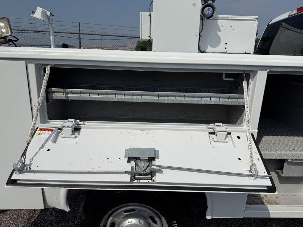 2017 Ford F-350 Image 18