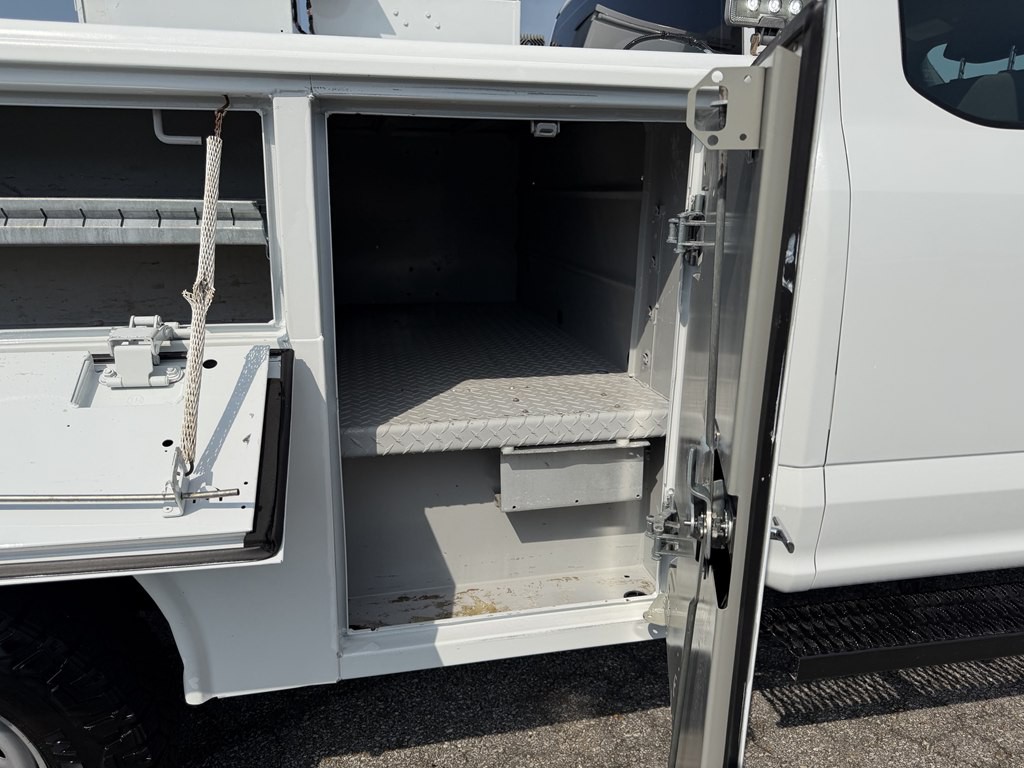 2017 Ford F-350 Image 19