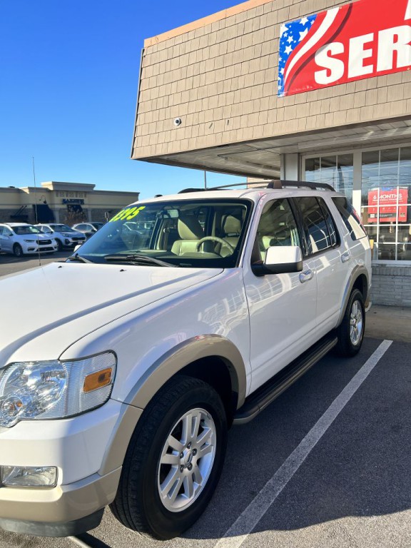 2010 Ford Explorer Image 2