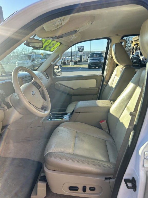 2010 Ford Explorer Image 5