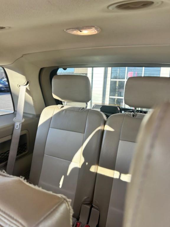 2010 Ford Explorer Image 7