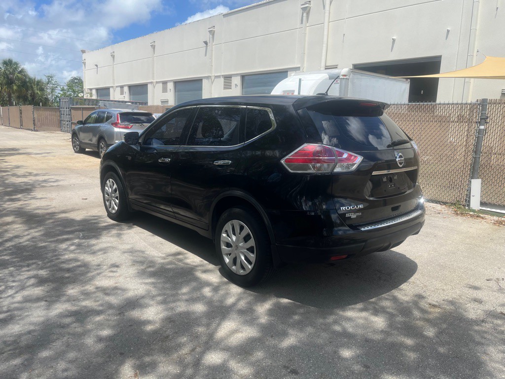 2015 Nissan Rogue Image 3