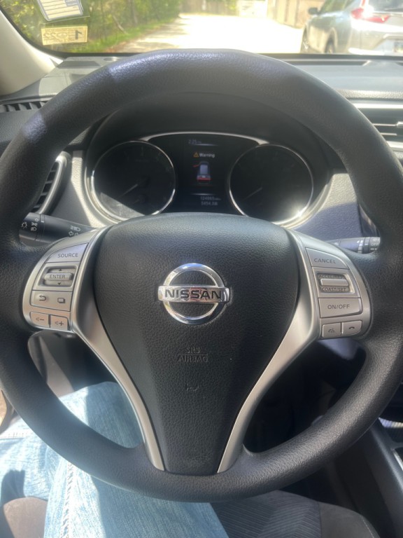 2015 Nissan Rogue Image 10
