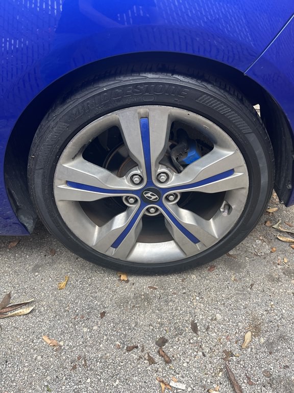 2012 Hyundai Veloster Image 11