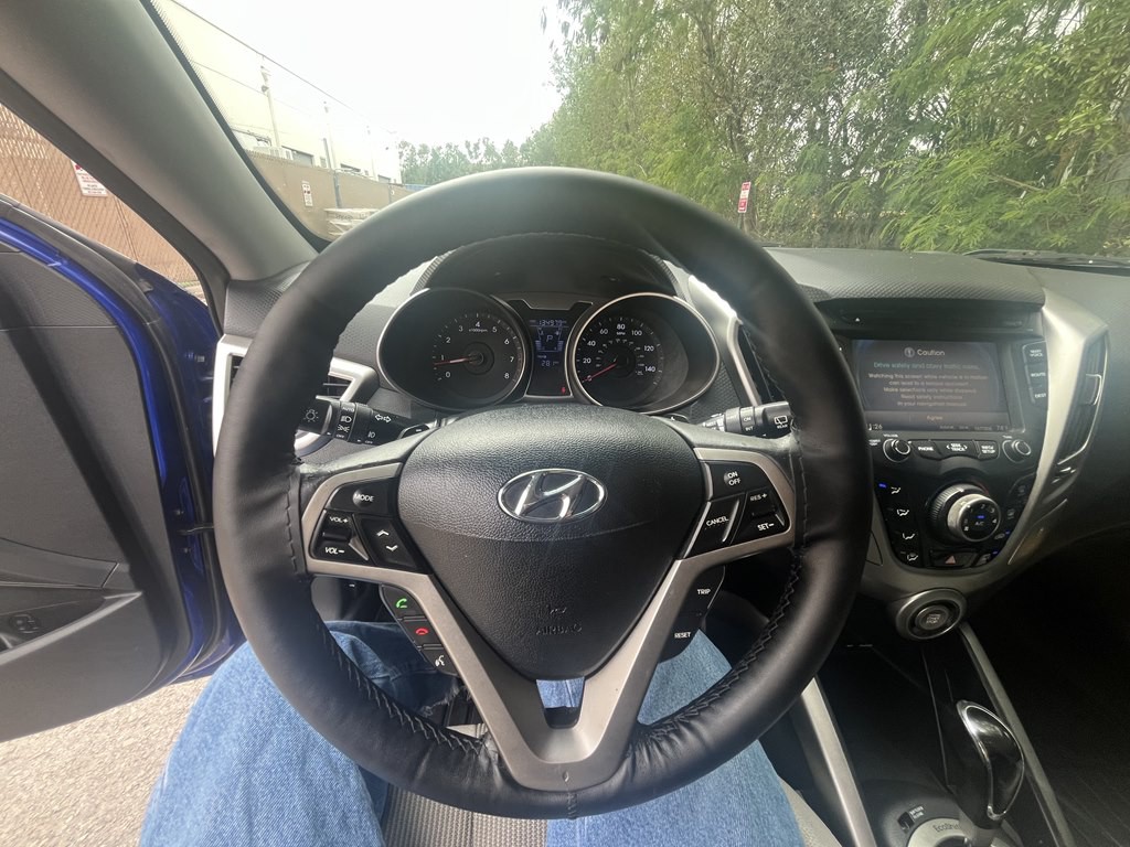 2012 Hyundai Veloster Image 14