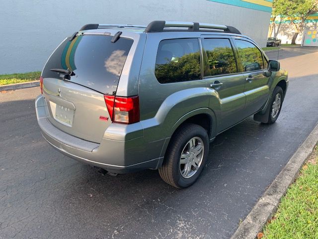 2007 Mitsubishi Endeavor Image 3