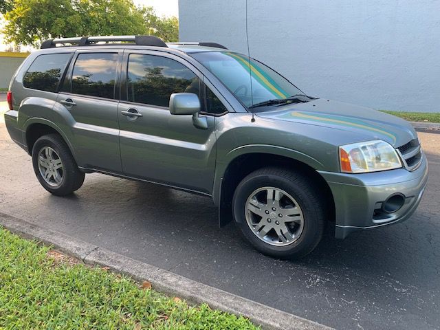 2007 Mitsubishi Endeavor Image 4