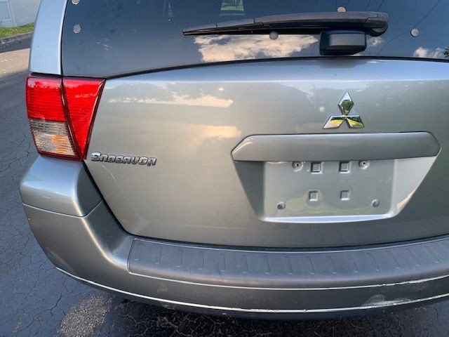 2007 Mitsubishi Endeavor Image 10