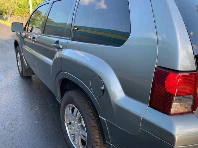 2007 Mitsubishi Endeavor Image 11