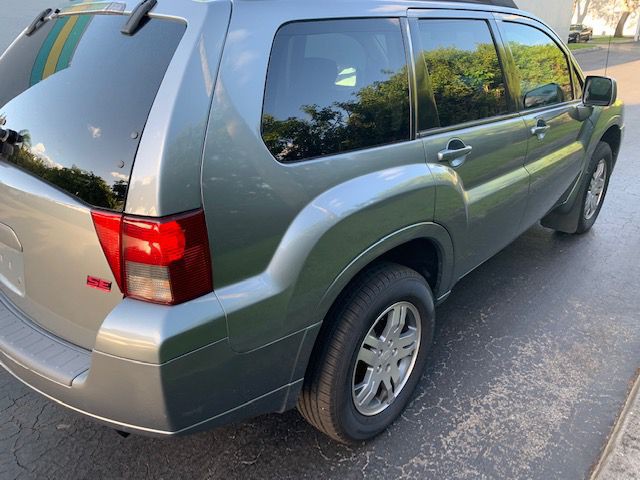 2007 Mitsubishi Endeavor Image 12