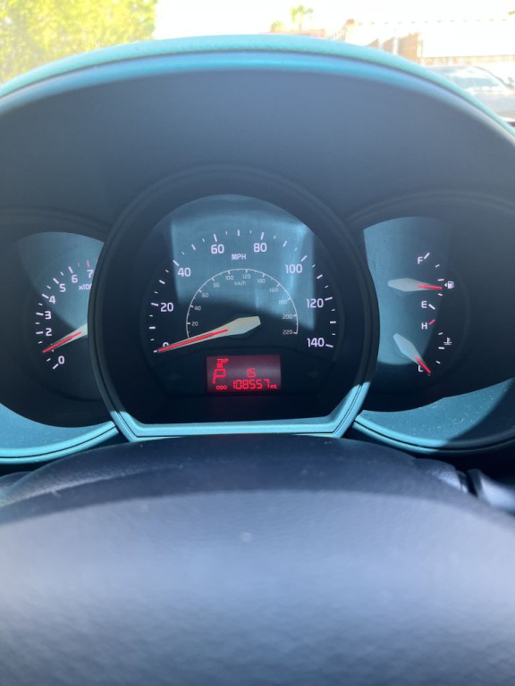 2015 Kia Rio Image 8