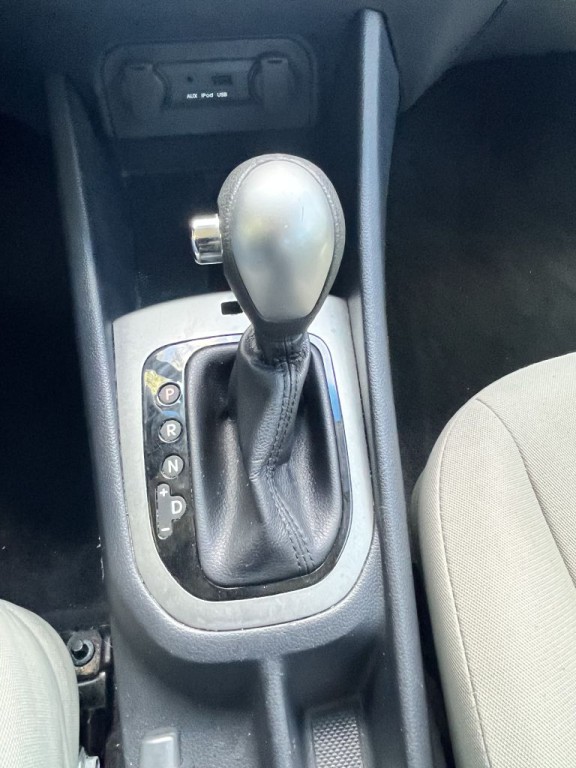 2015 Kia Rio Image 11
