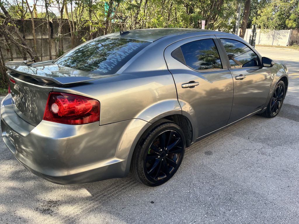 2013 Dodge Avenger Image 7