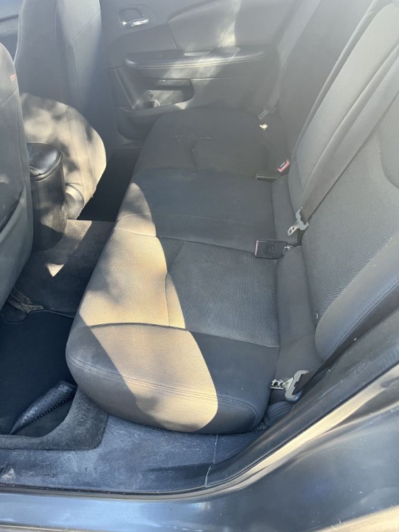 2013 Dodge Avenger Image 9