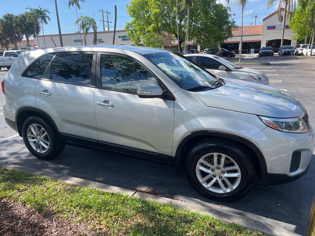 2014 Kia Sorento Image 4