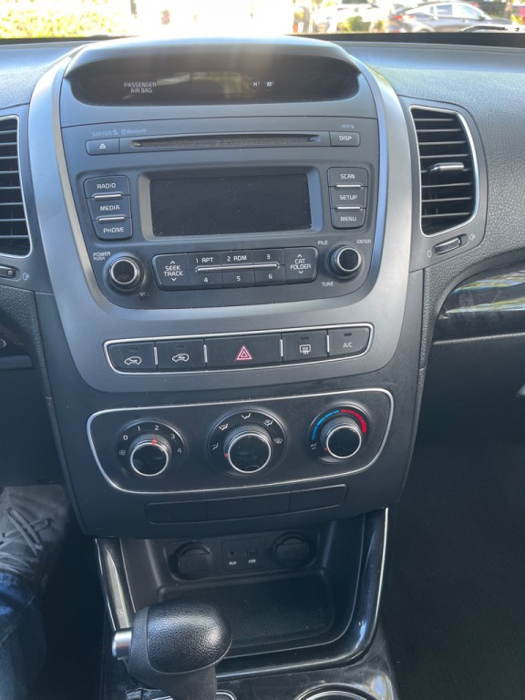 2014 Kia Sorento Image 10