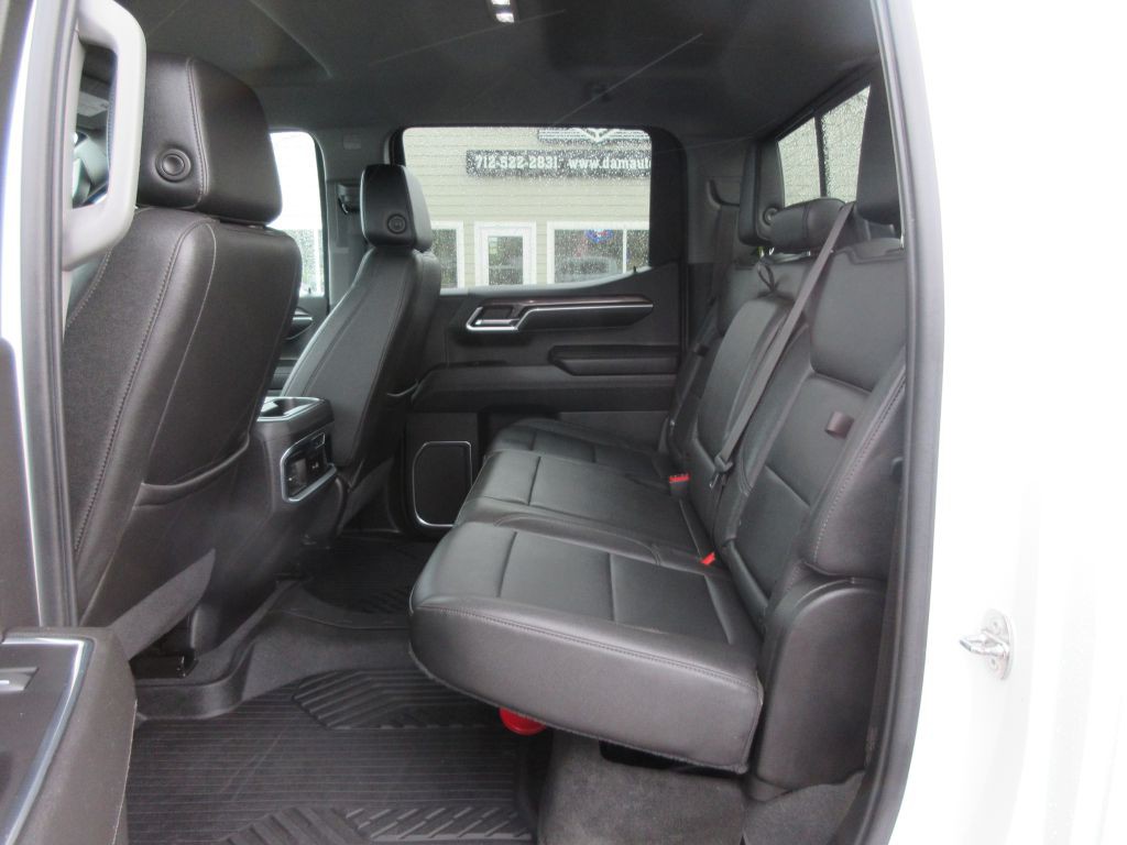 2023 Chevrolet Silverado 1500 Image 9