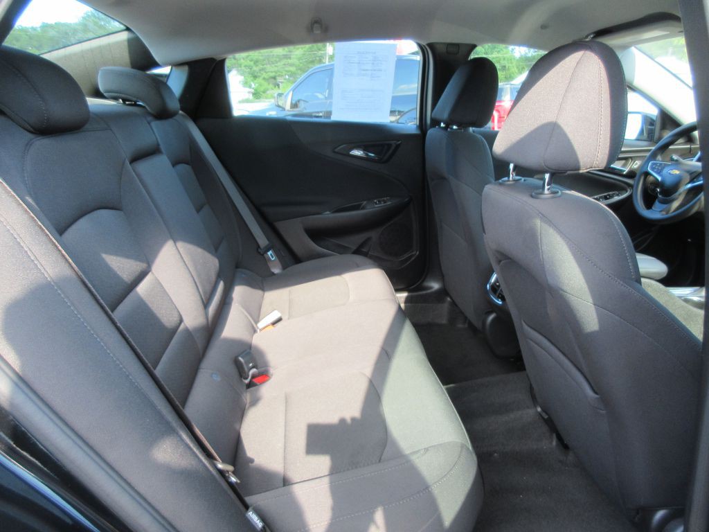 2024 Chevrolet Malibu Image 11