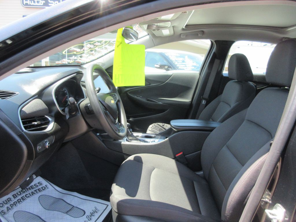 2024 Chevrolet Malibu Image 8