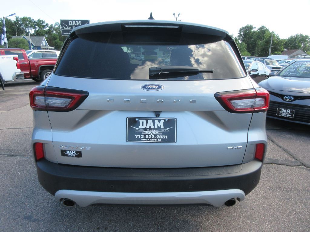 2023 Ford Escape Image 4