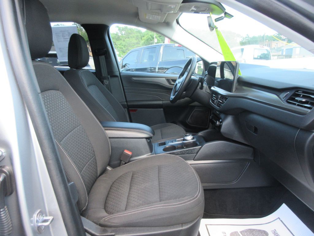 2023 Ford Escape Image 10