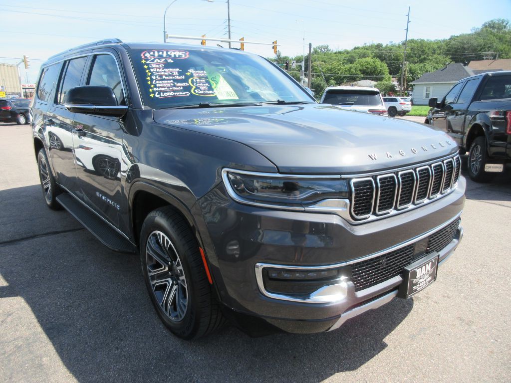 2023 Jeep Wagoneer Image 6