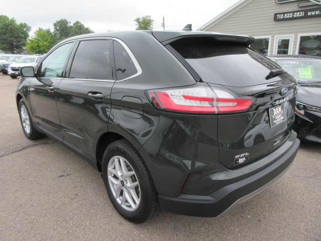 2023 Ford Edge Image 3