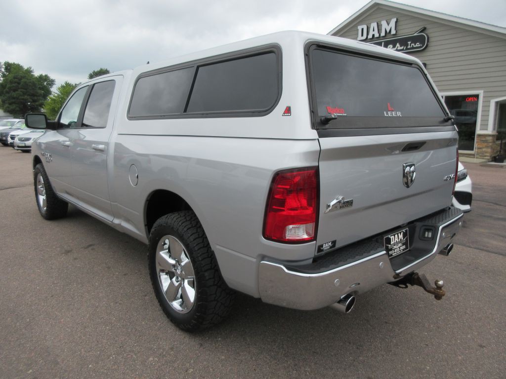2019 RAM 1500 Image 3