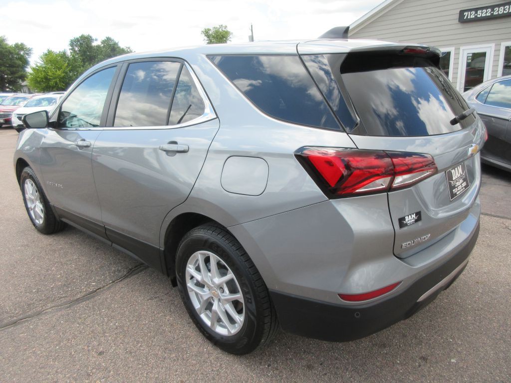 2023 Chevrolet Equinox Image 3
