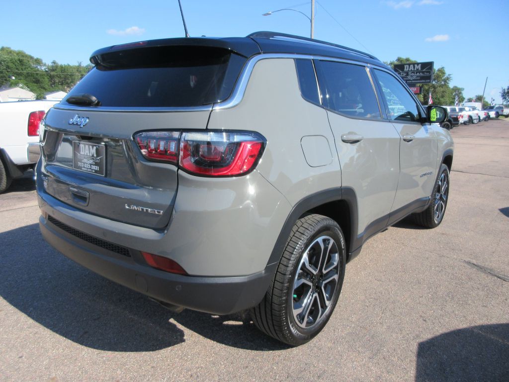 2022 Jeep Compass Image 5