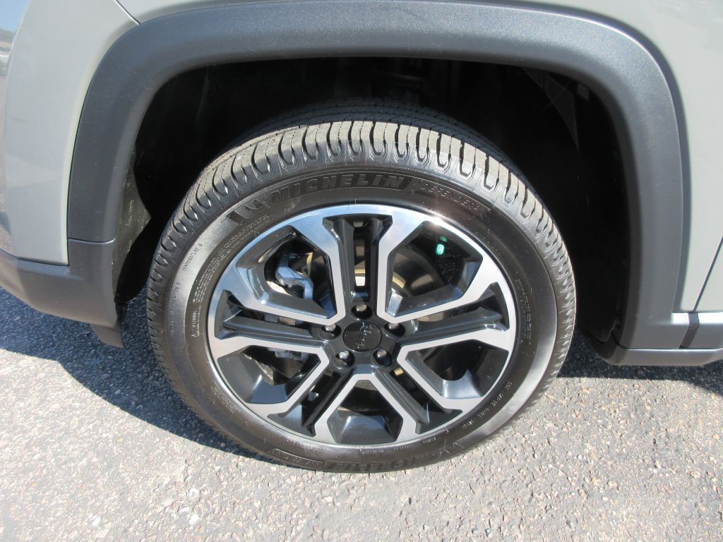 2022 Jeep Compass Image 22