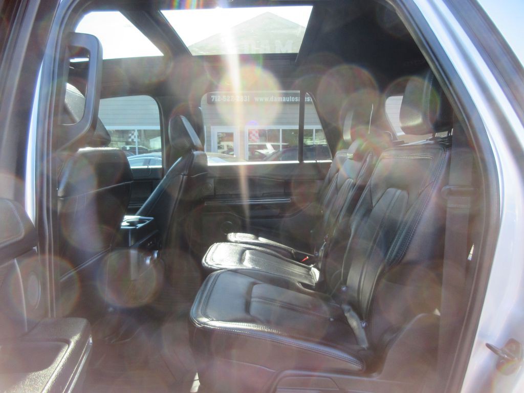2021 Ford Expedition Image 9
