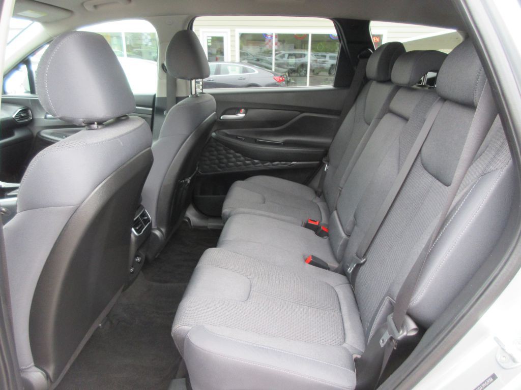 2023 Hyundai Santa Fe Image 9
