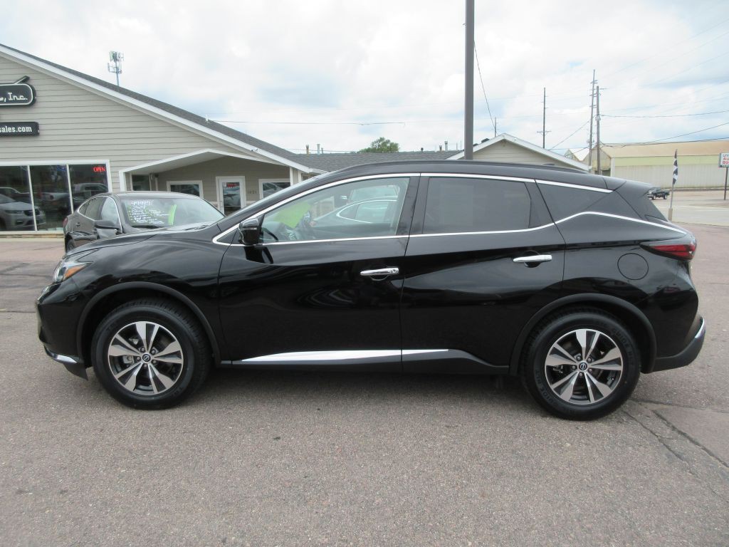 2023 Nissan Murano Image 2