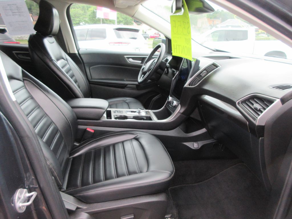 2023 Ford Edge Image 11