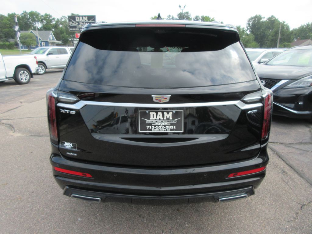 2021 Cadillac XT6 Image 4