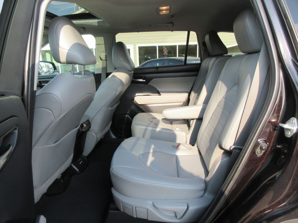 2020 Toyota Highlander Image 9
