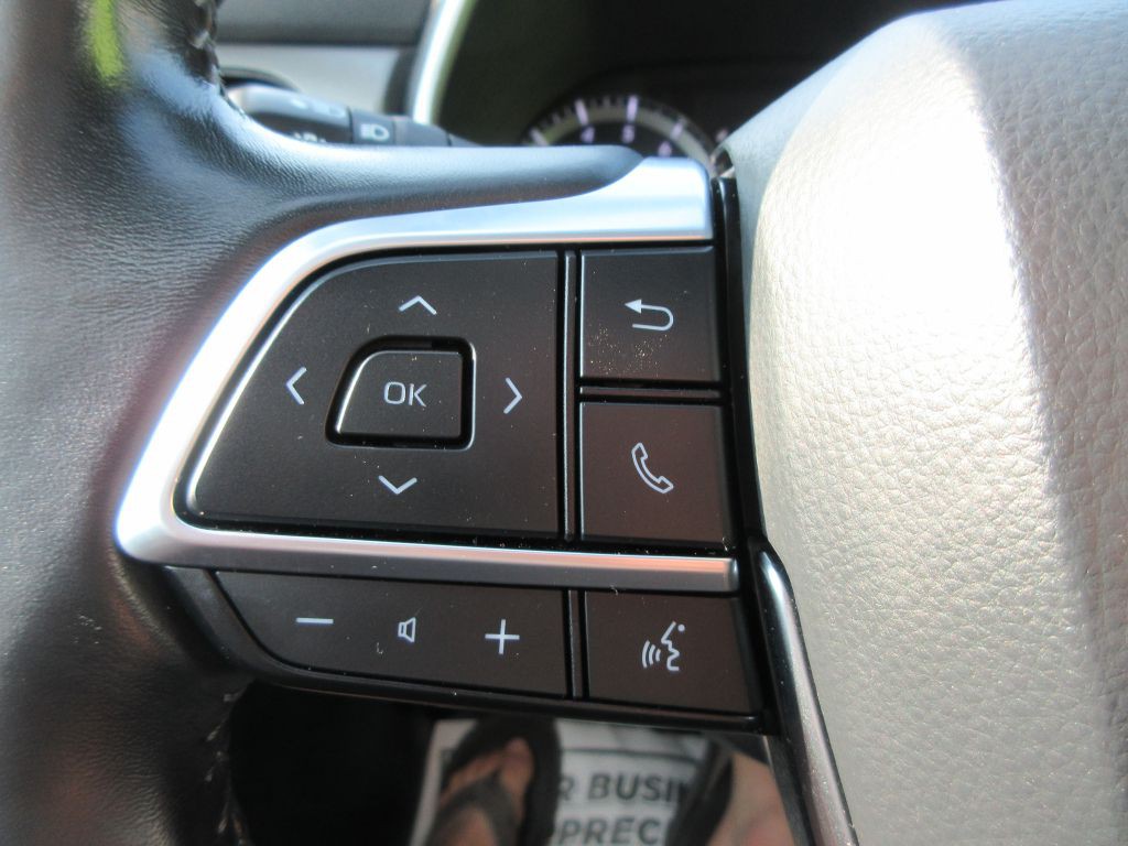 2020 Toyota Highlander Image 17