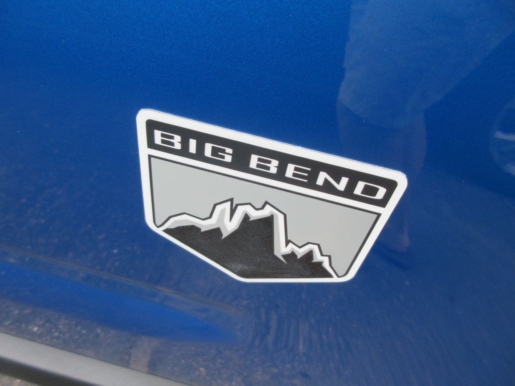 2022 Ford Bronco Image 18