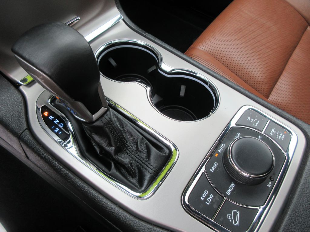 2021 Jeep Grand Cherokee Image 16
