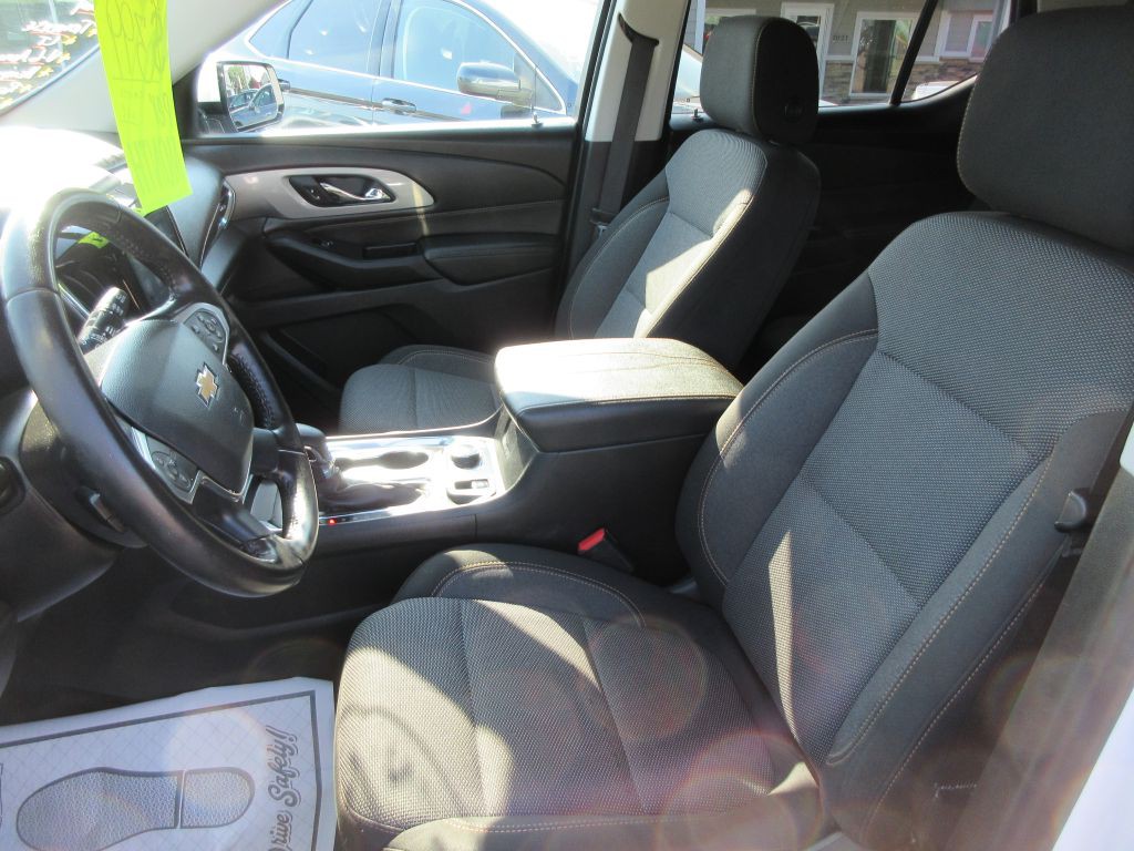 2021 Chevrolet Traverse Image 8