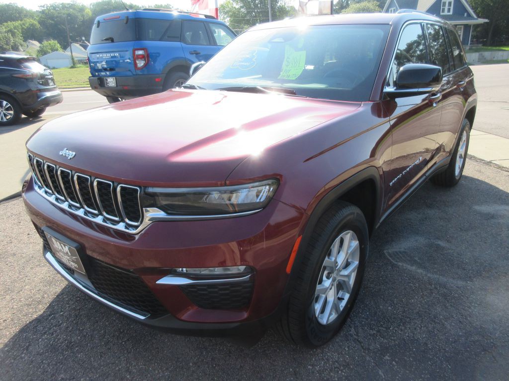 2023 Jeep Grand Cherokee Image 1