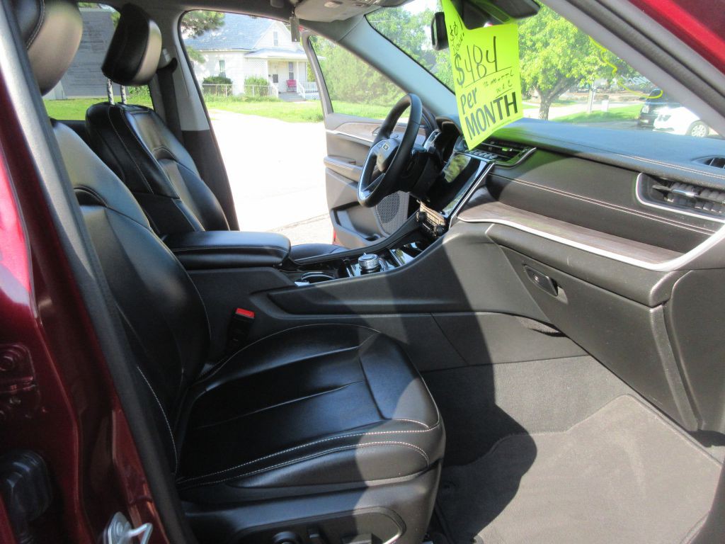 2023 Jeep Grand Cherokee Image 11