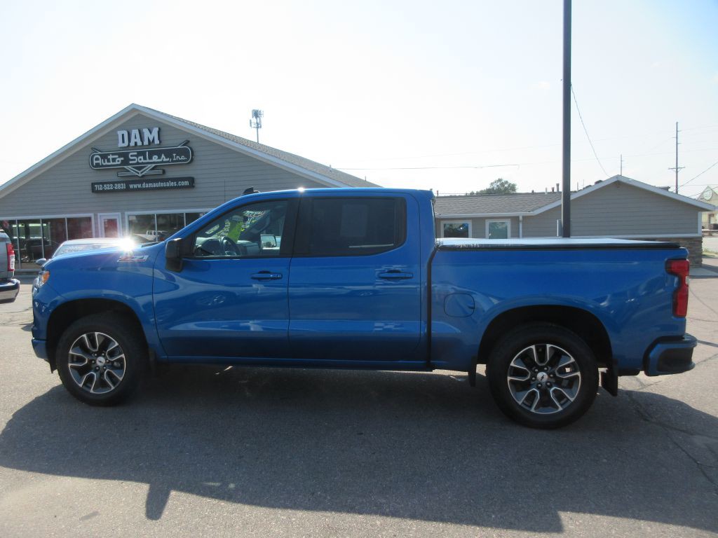 2022 Chevrolet Silverado 1500 Image 2
