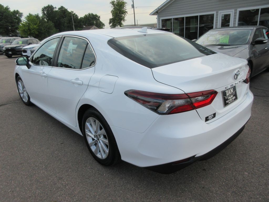 2024 Toyota Camry Image 3