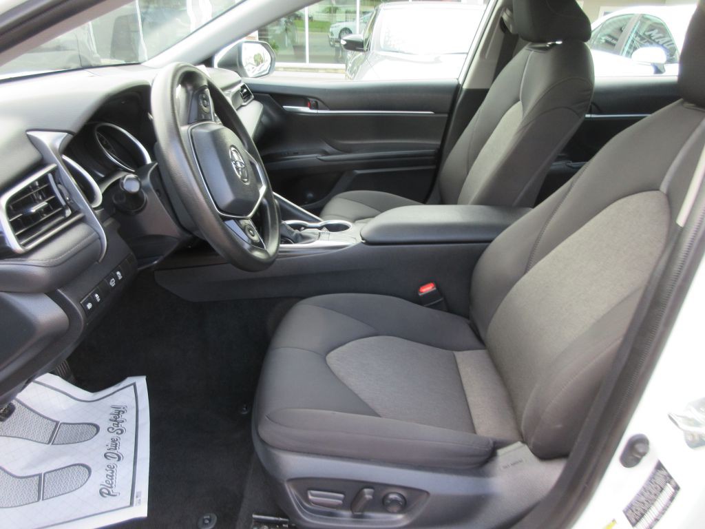 2024 Toyota Camry Image 8