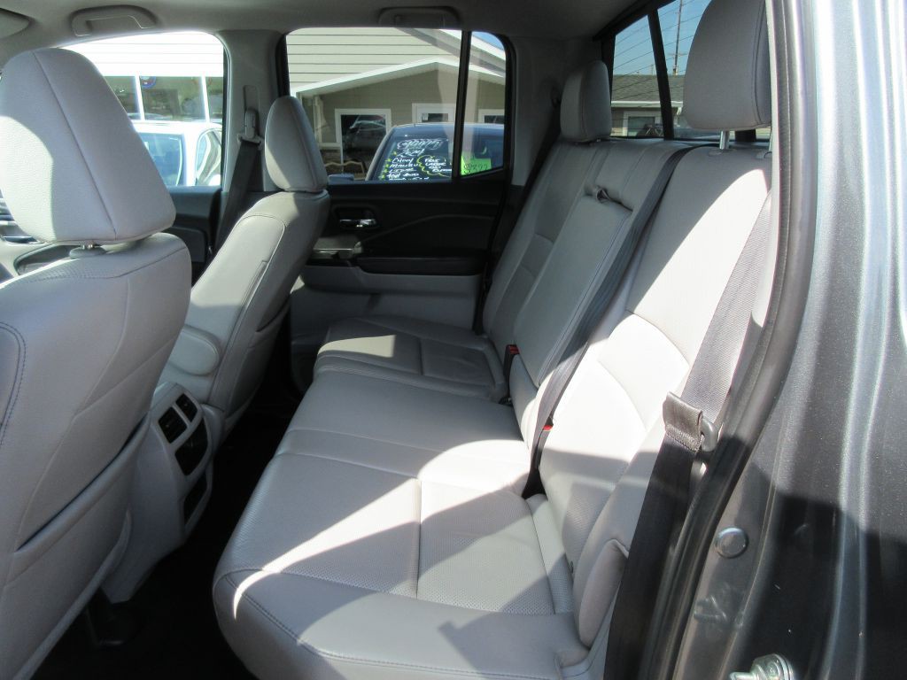 2018 Honda Ridgeline Image 9